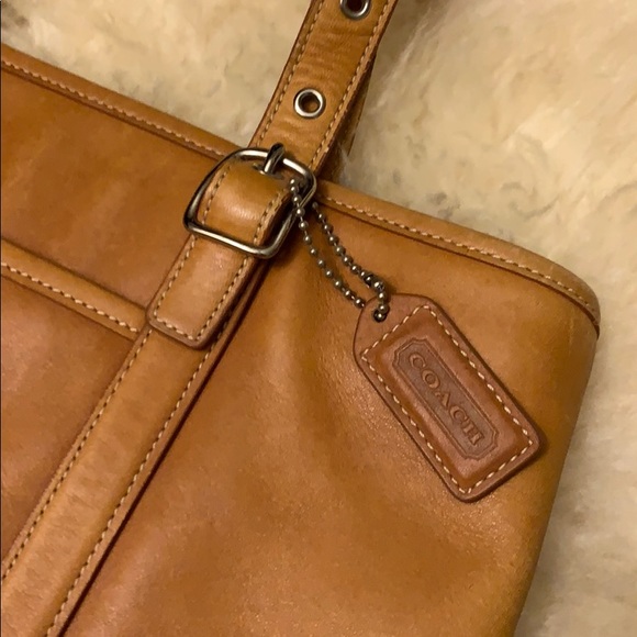 SOLD Coach bag - Picture 2 of 3